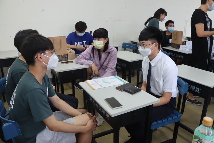 111年申請入學圖片